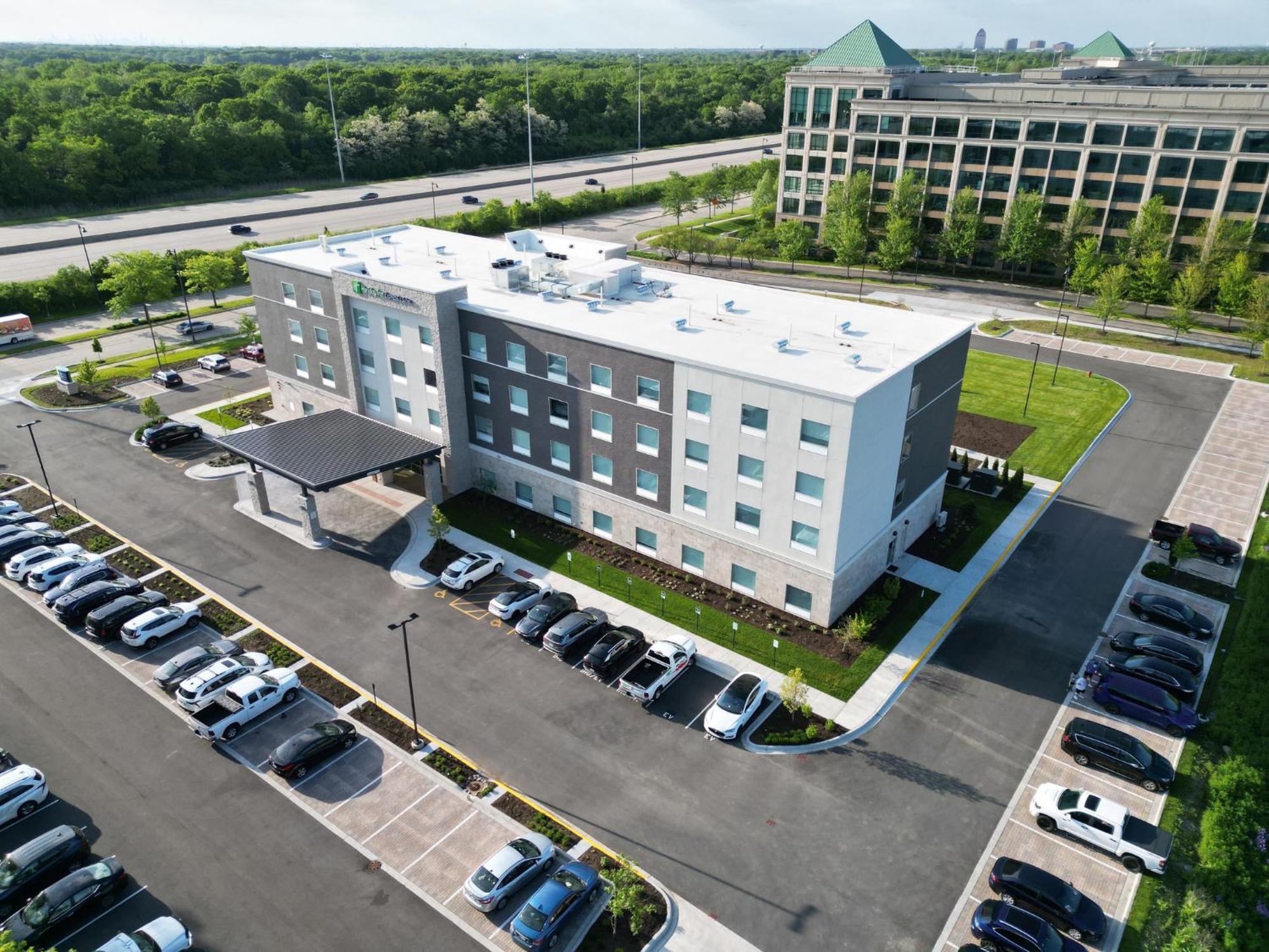 Holiday Inn Express & Suites Chicago Schaumburg By Ihg المظهر الخارجي الصورة